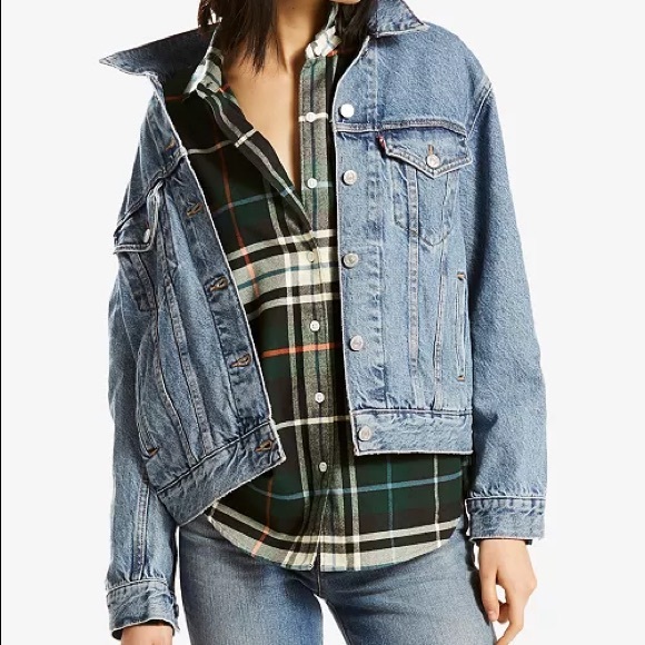 Levi’s Ex-Boyfriend Trucker Jacket - Picture 3 of 6